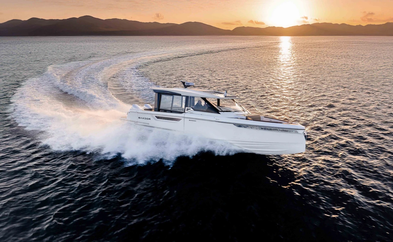 09 COASTAL AND SUNSET CRUISING 1300-800