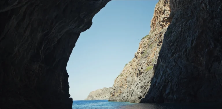 Ancient Lissos, on foot and home by sea